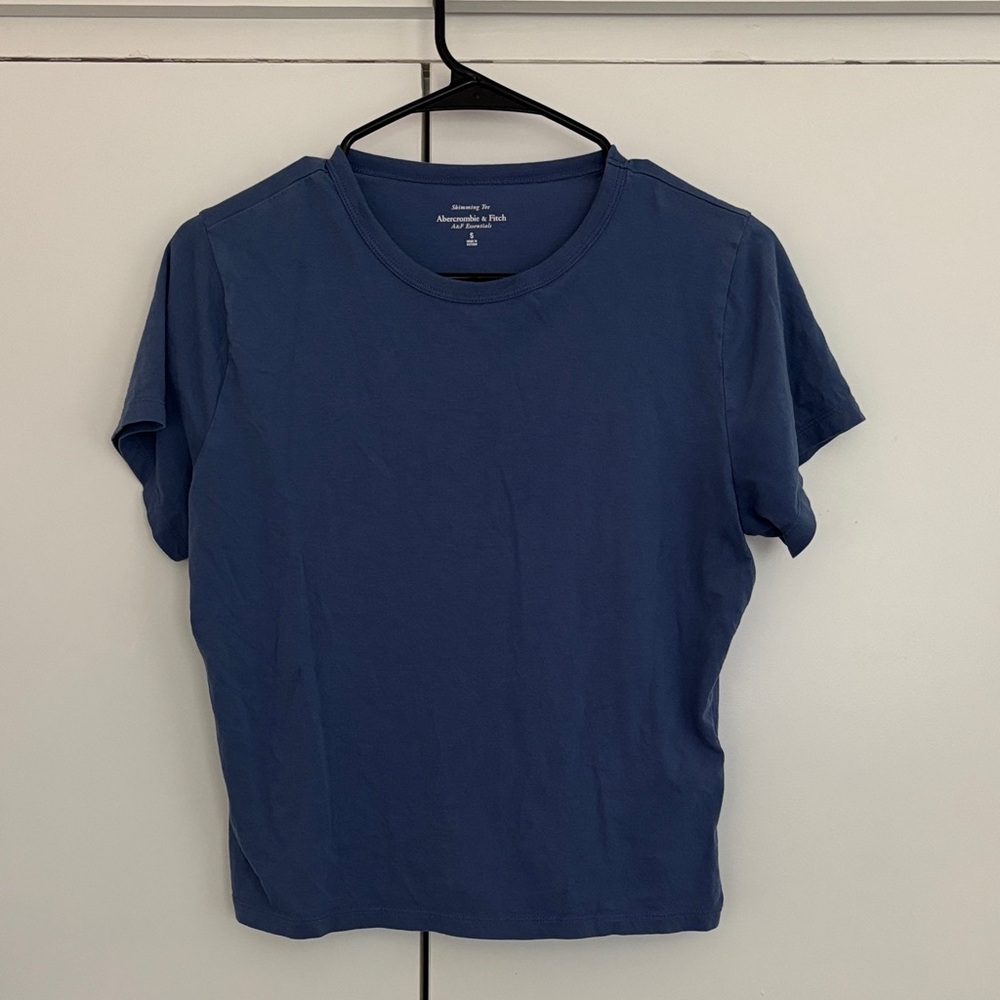 Abercrombie T shirt